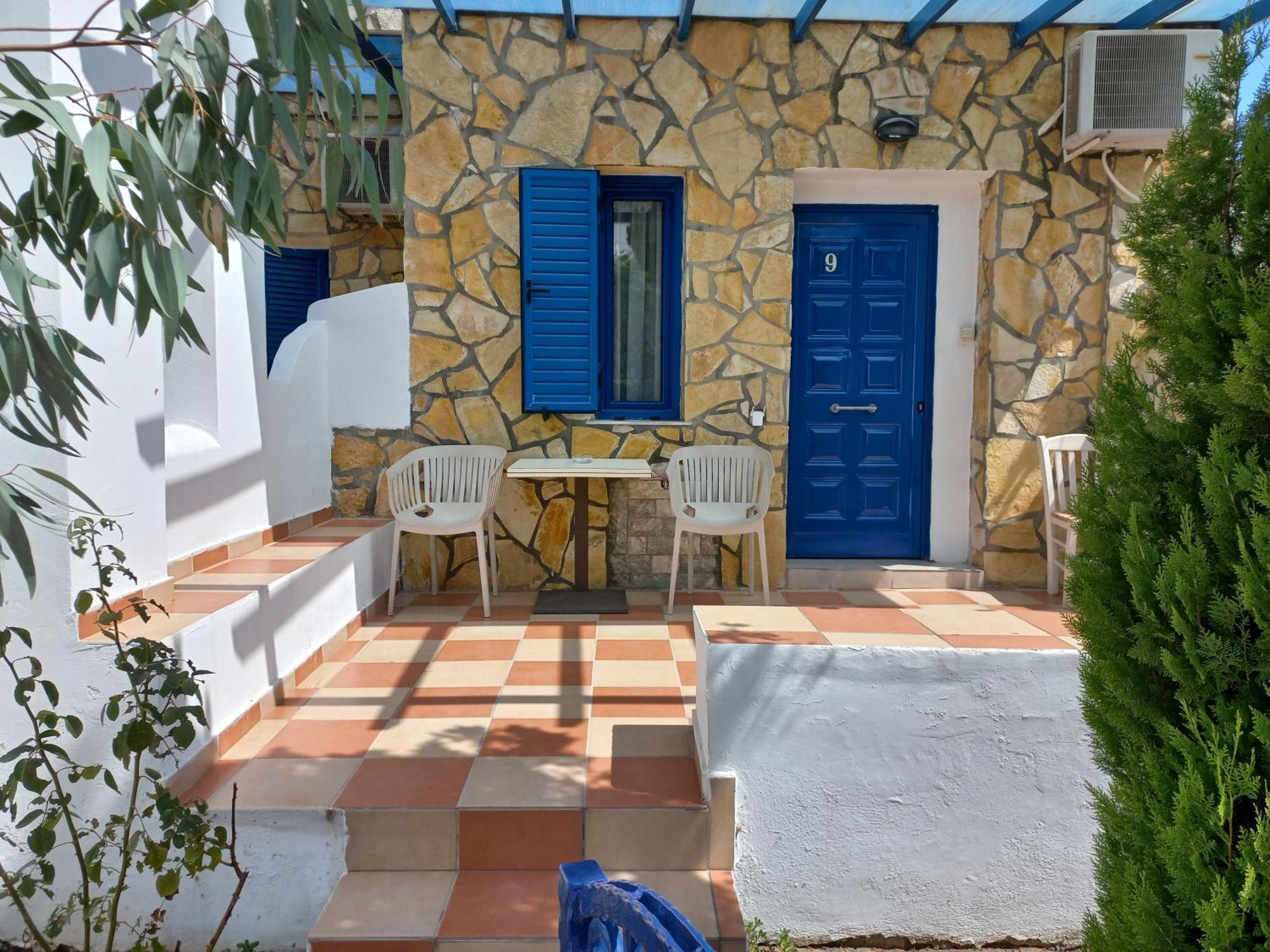 Serifos Palace Livadakia エクステリア 写真