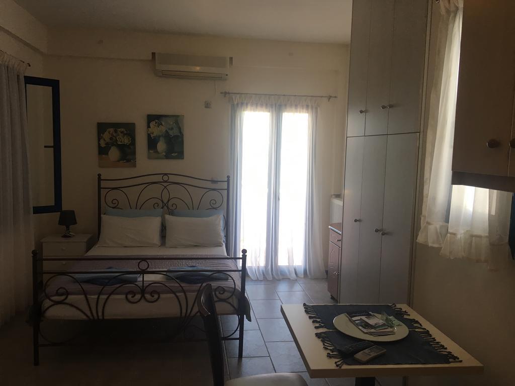 Serifos Palace Livadakia エクステリア 写真